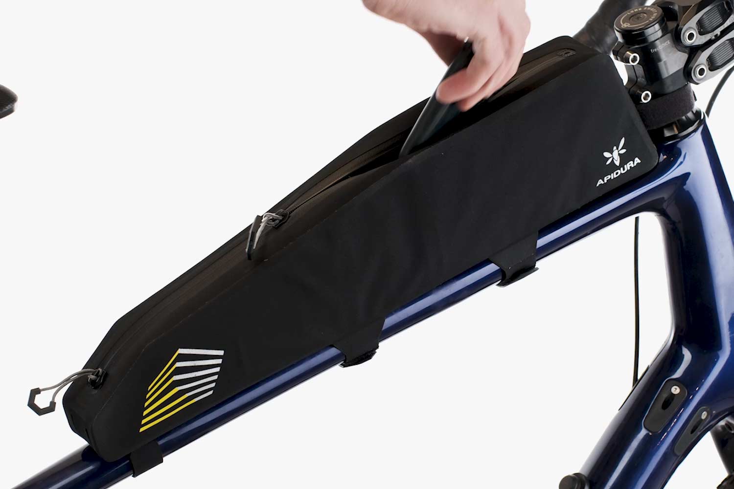 APIDURA Racing Long Top Tube Pack // 2 Liter